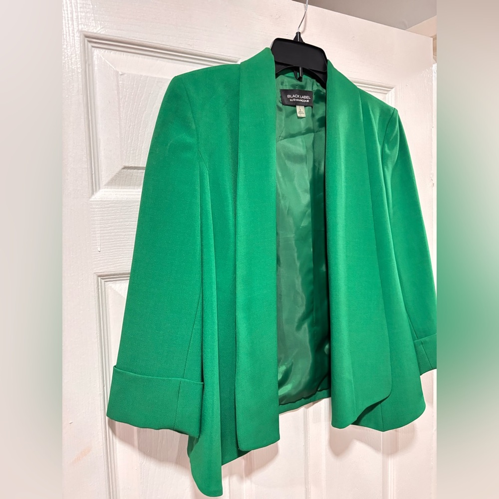 Black Label Green Jacket; Size 6